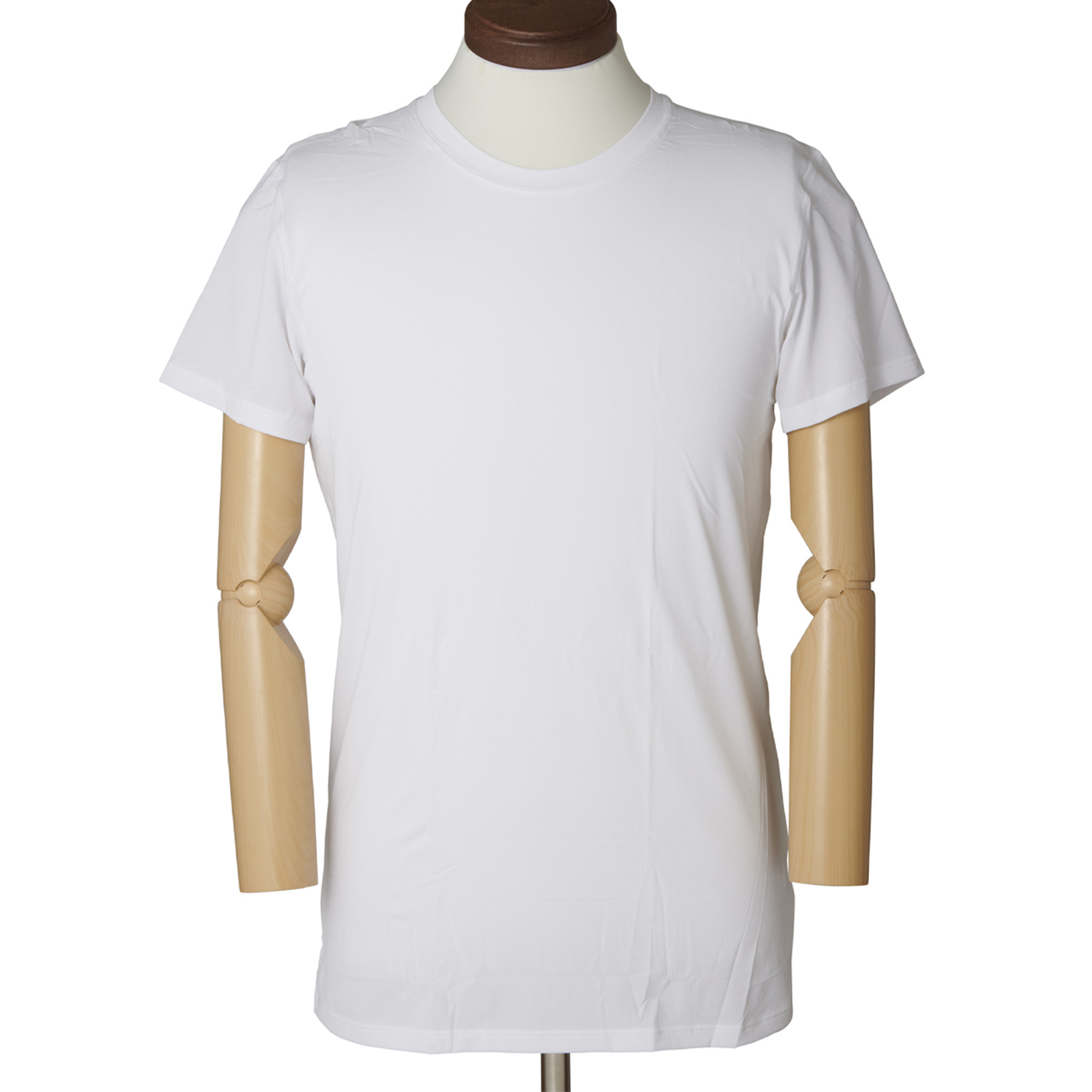 ユニクロ エアリズムクルーネックtを全15商品と比較 口コミや評判を実際に使ってレビューしました Mybest