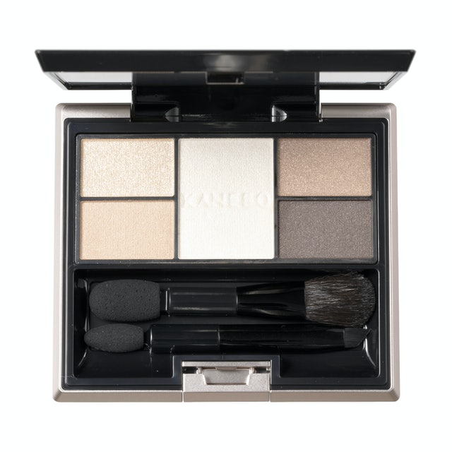 カネボウ セレクションカラーズアイシャドウを全76商品と比較 口コミや評判を実際に使ってレビューしました Mybest