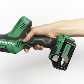 HiKOKI 18V コードレスセーバソー CR18DAをレビュー!クチコミ HiKOKI 18V コードレスセーバソー CR18DAをレビュー!クチコミ