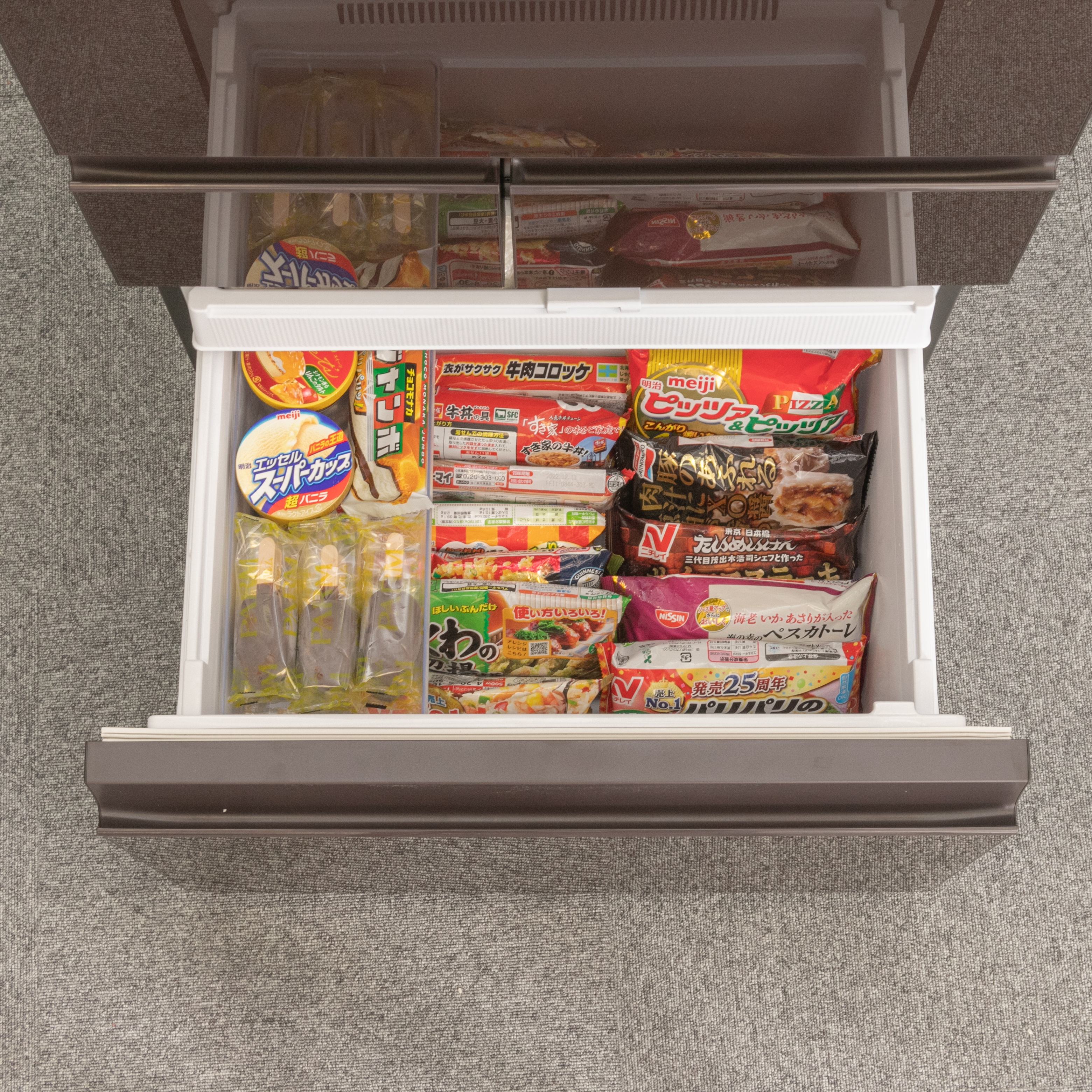 1487番 シャープ✨ノンフロン冷凍冷蔵庫✨SJ-17S-W‼️