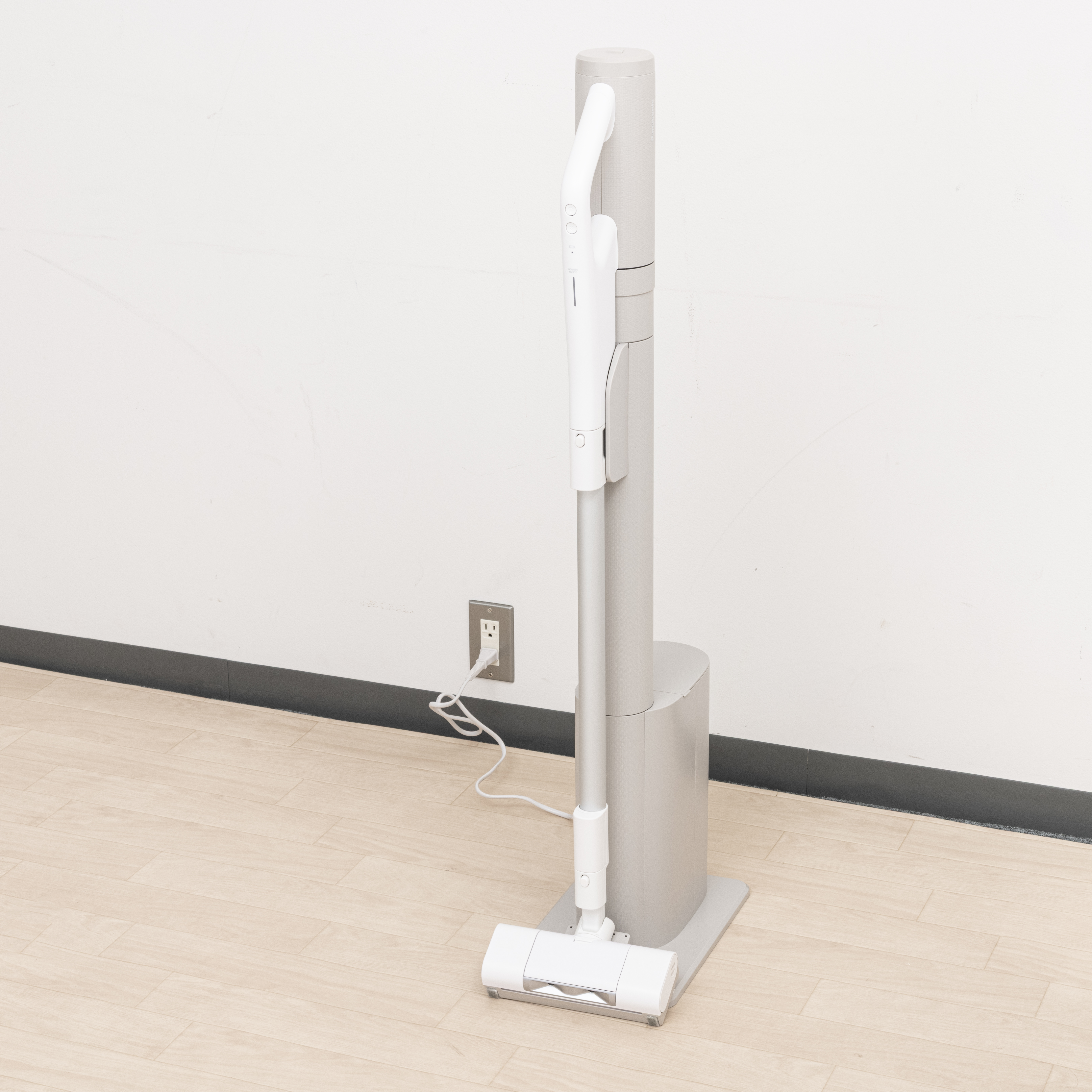 mykygt56 パナソニック スティック掃除機MC-NX810KM-W 概要 セパレート型コードレススティック掃除機 MC-NX810KM