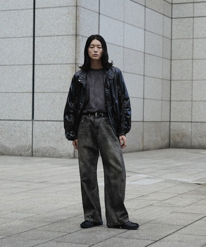 VINTAGE WASHED CURVED DENIM 10