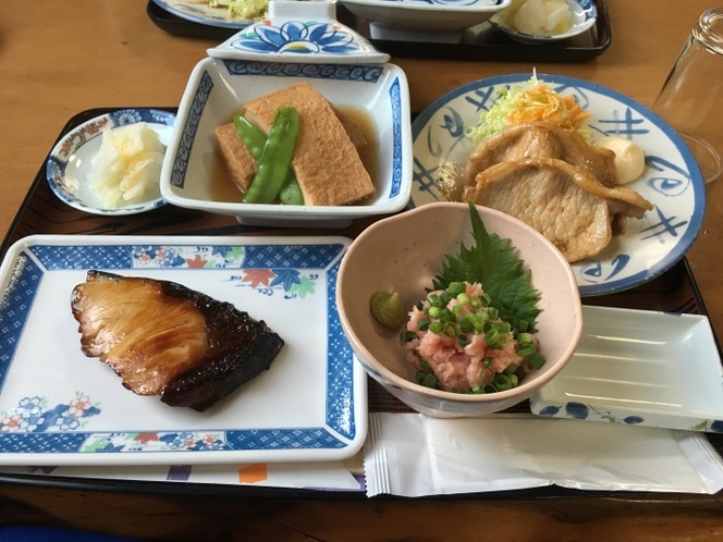 ビジネスホテル　スカイ 2