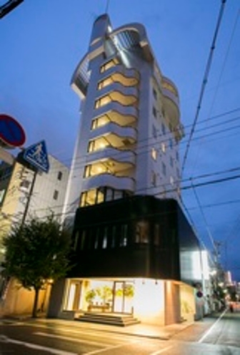 ホテルアーバント静岡 1
