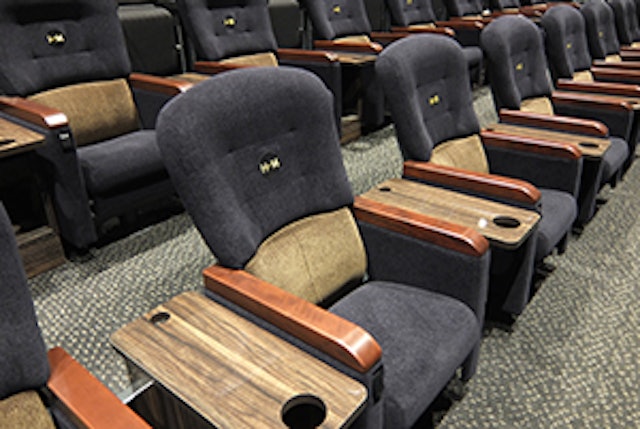 東京都内のカップルシートがある映画館おすすめ10選 デートや記念日に Mybest 東京都内のカップルシートがある映画館おすすめ10選 デートや記念日に Mybest
