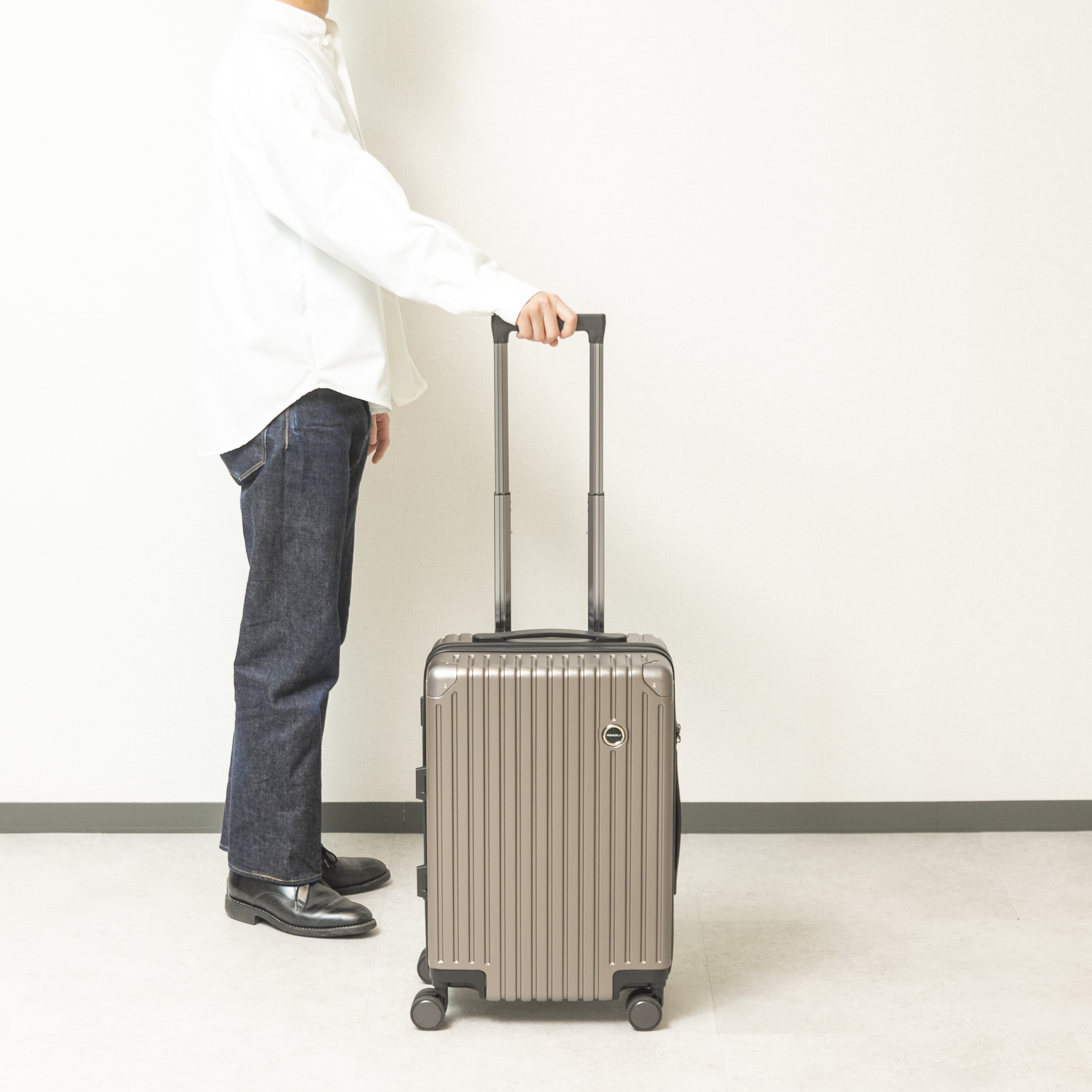 Reezu スーツケース lxx-745-gold-S-20を検証レビュー！機内持ち込み