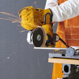 BOSCH ディスクグラインダー GWS7-100Eをレビュー!クチコミ・評判をもとに徹底検証 4