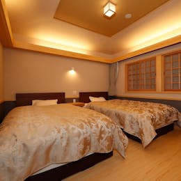 山本館 4