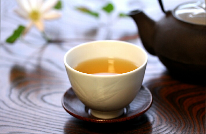 献上加賀棒茶 9