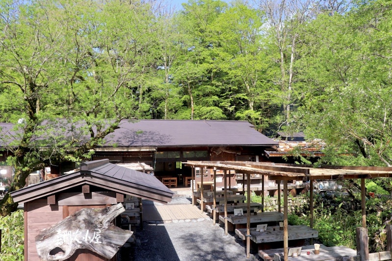 嘉門次小屋 1