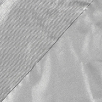 引き裂きに弱く、尖ったパーツで裂けが広がる可能性も