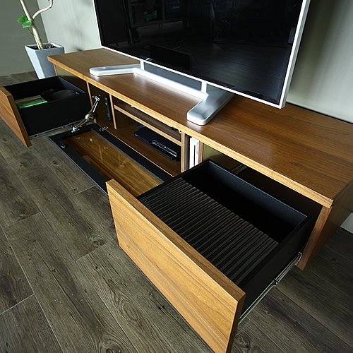 木製テレビ台 2