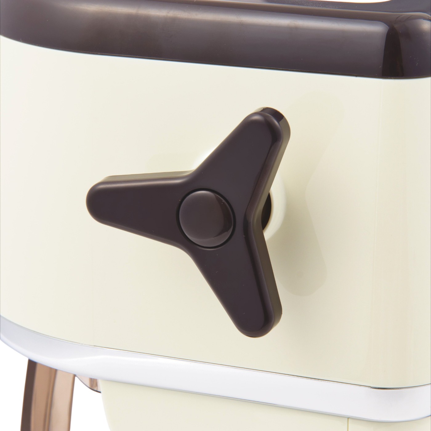 コンパクト電動ふわふわかき氷器 3