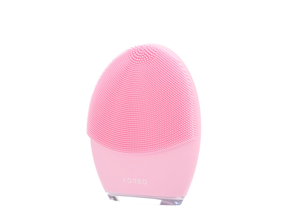 FOREO LUNA™ 3を検証レビュー!電動洗顔ブラシの選び方も紹介 FOREO LUNA™ 3を検証レビュー!電動洗顔ブラシの選び方も紹介