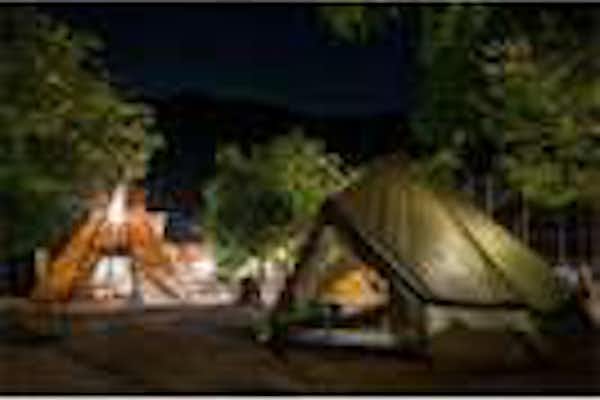 水上キャンプ場Tipi 2