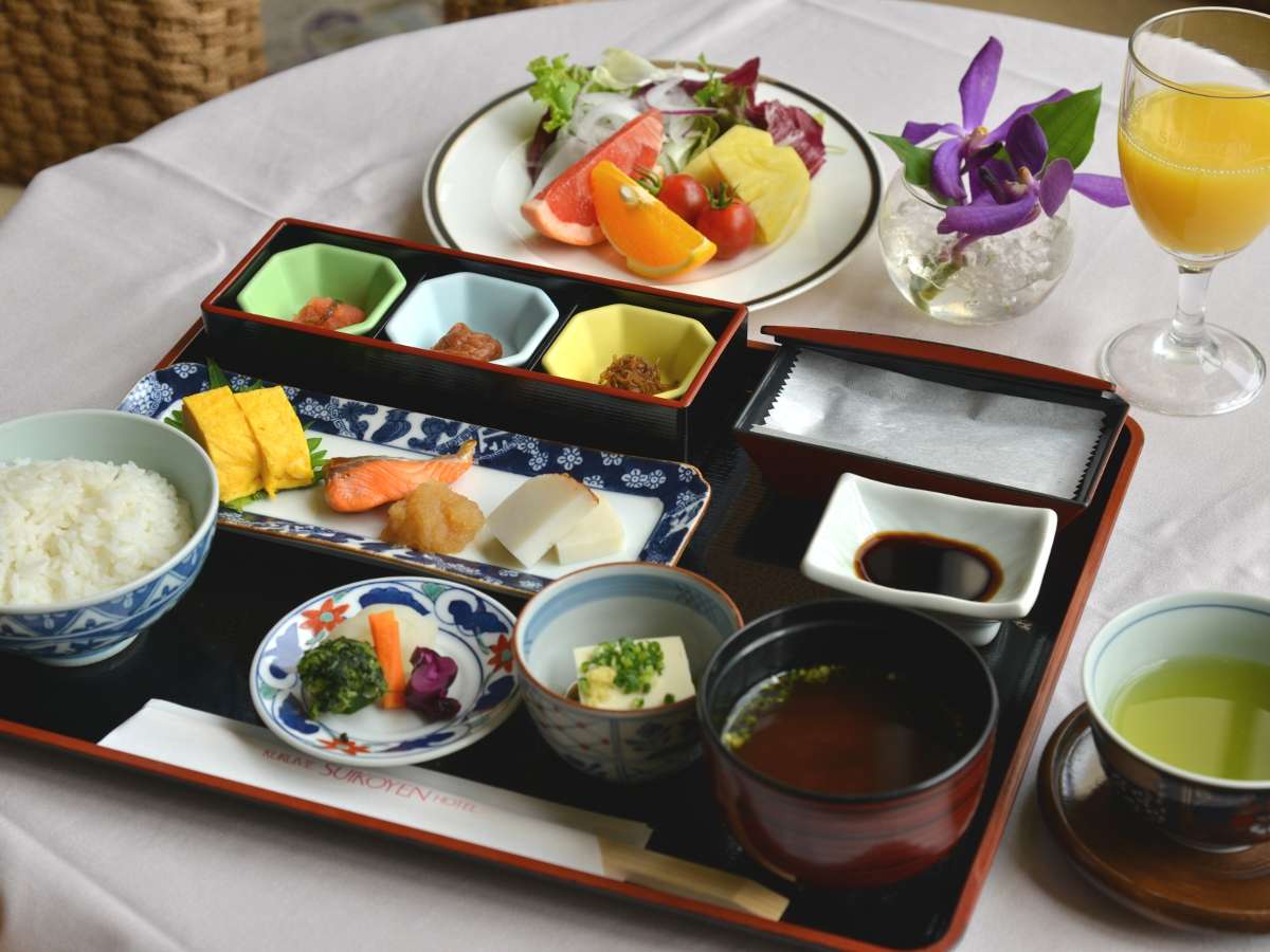 萃香園ホテル 4