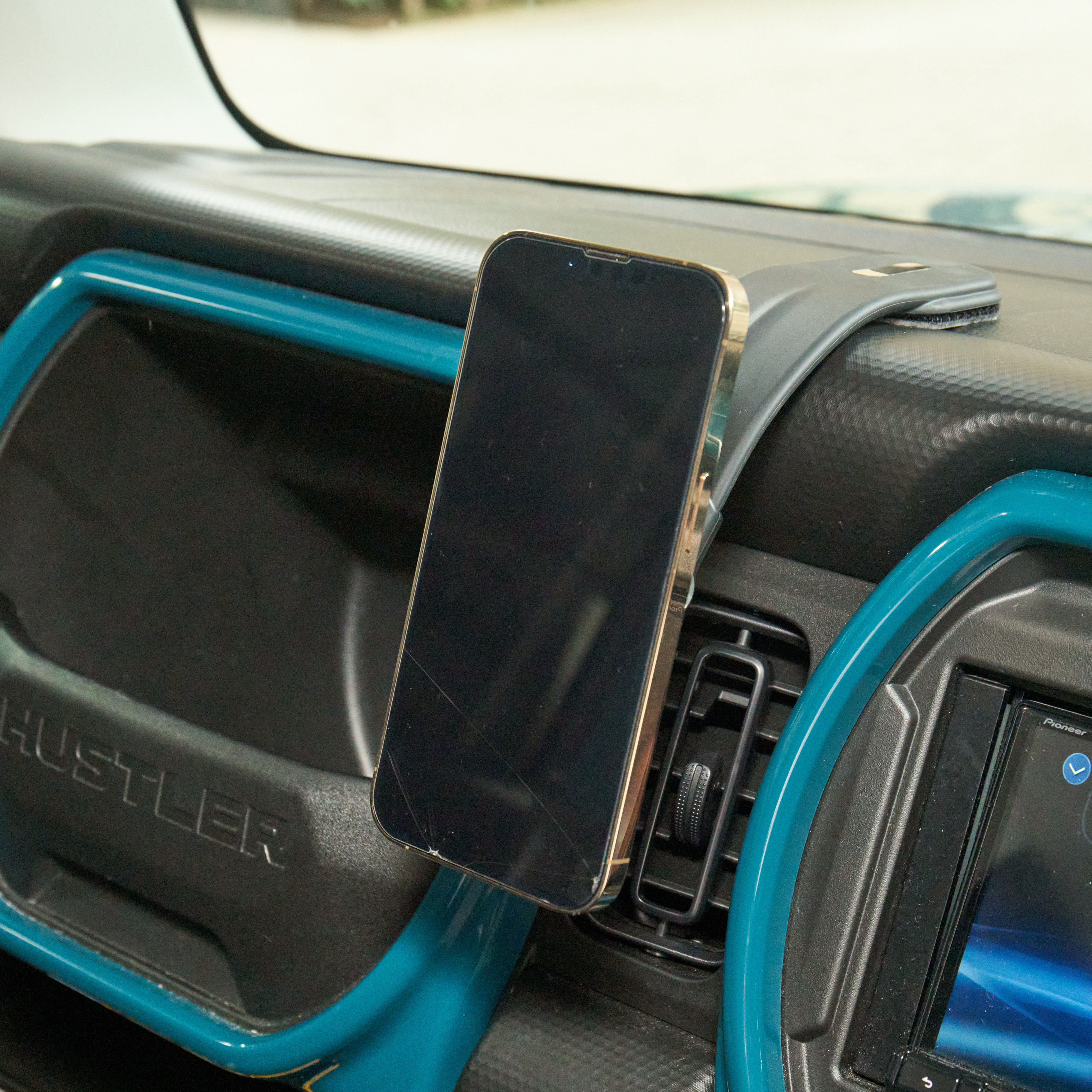 車載用 スマホホルダー 2