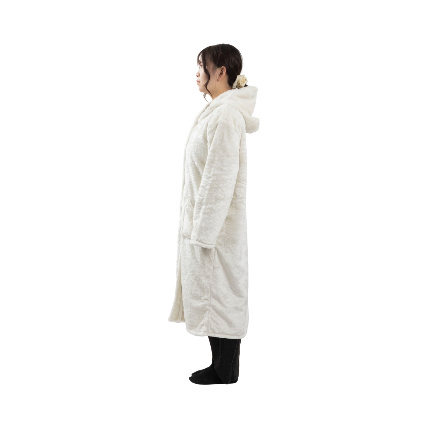 とろけるぬくもりタッチの着る毛布 2
