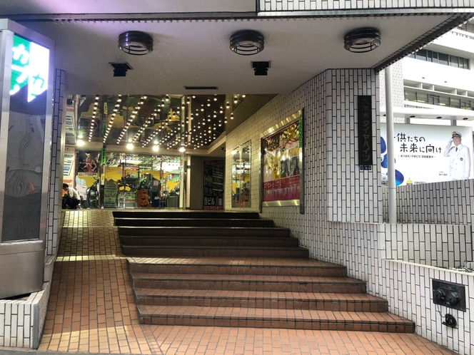 六本木プラザホテル 1