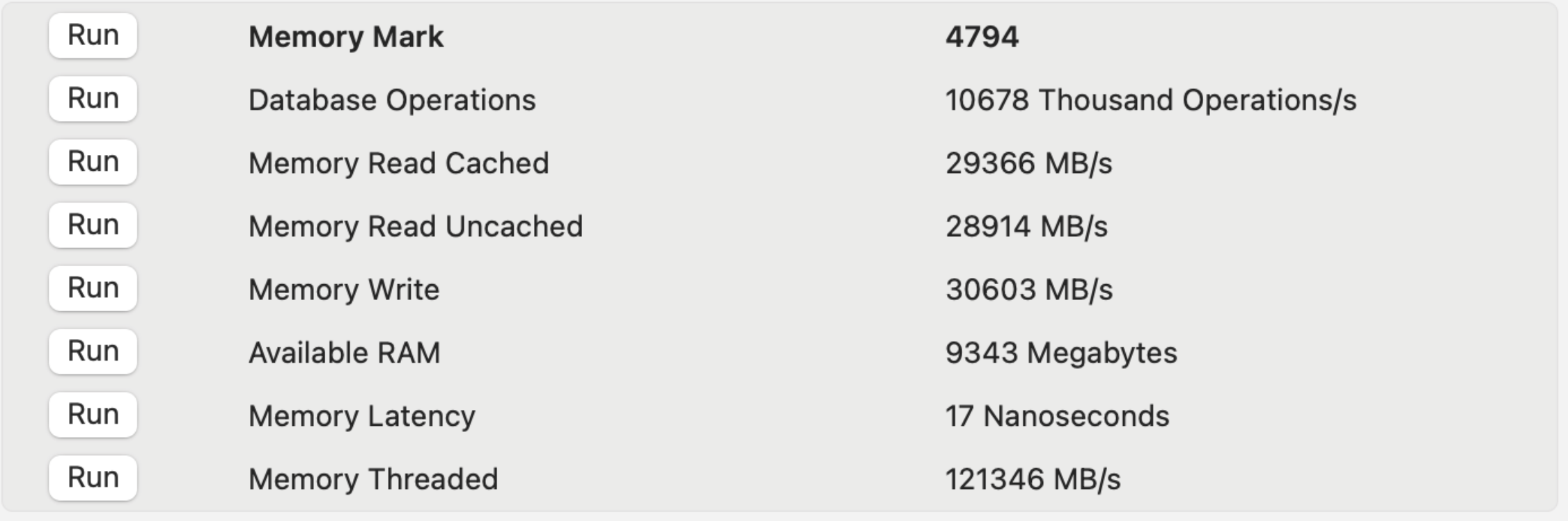 14インチMacBook Pro （M3 Pro） 11