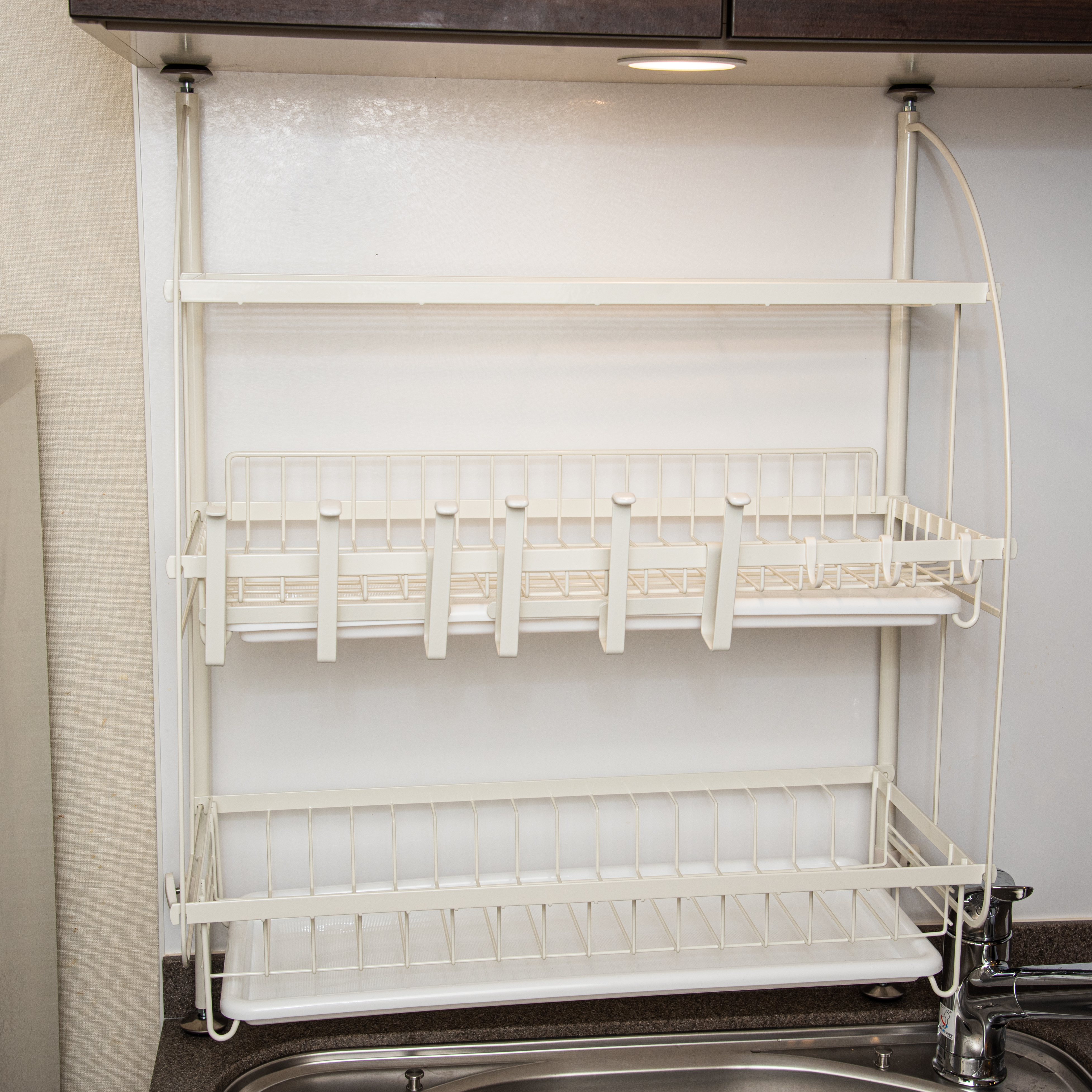 突っ張り　3段水切りラック アール 突っ張り水切り3段ラック SRN-511をレビュー！クチコミ