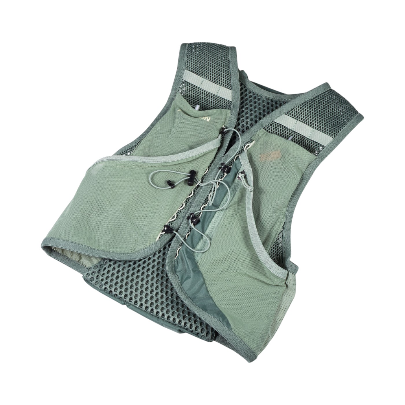 SALOMON ACTIVE SKIN 8を検証レビュー！ランニング用バックパックの