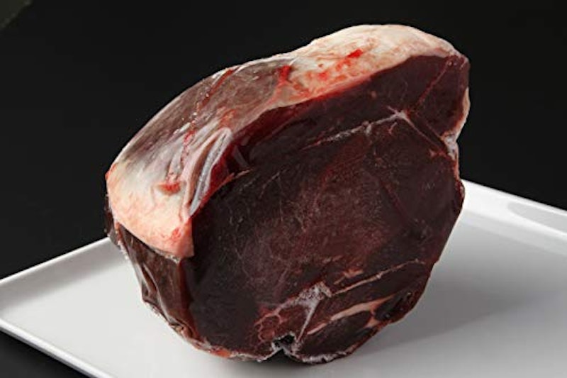 鹿モモ肉ブロック 1