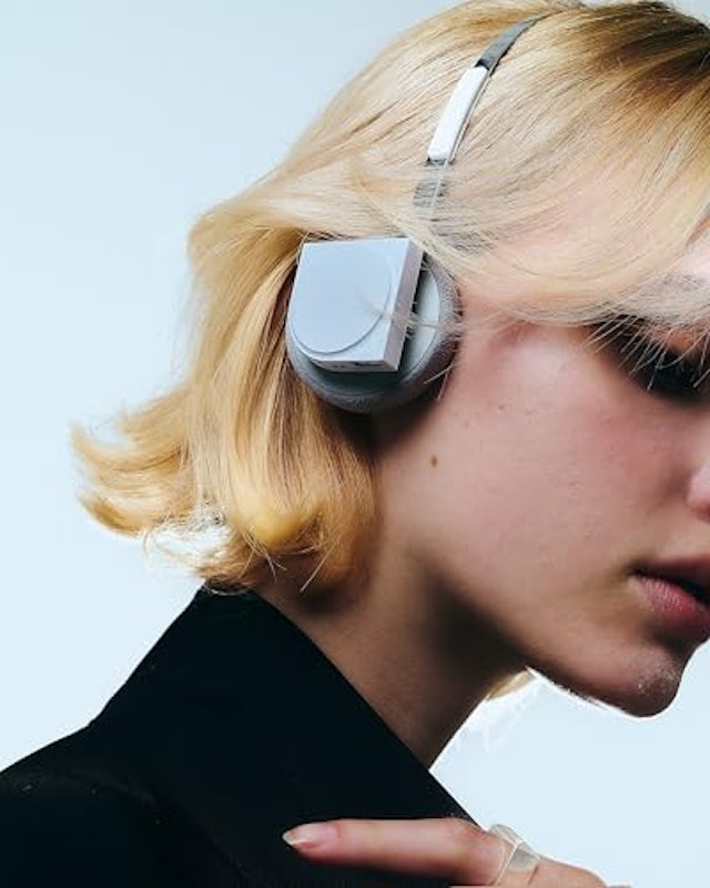 Lightwear Headphones Hp1 6