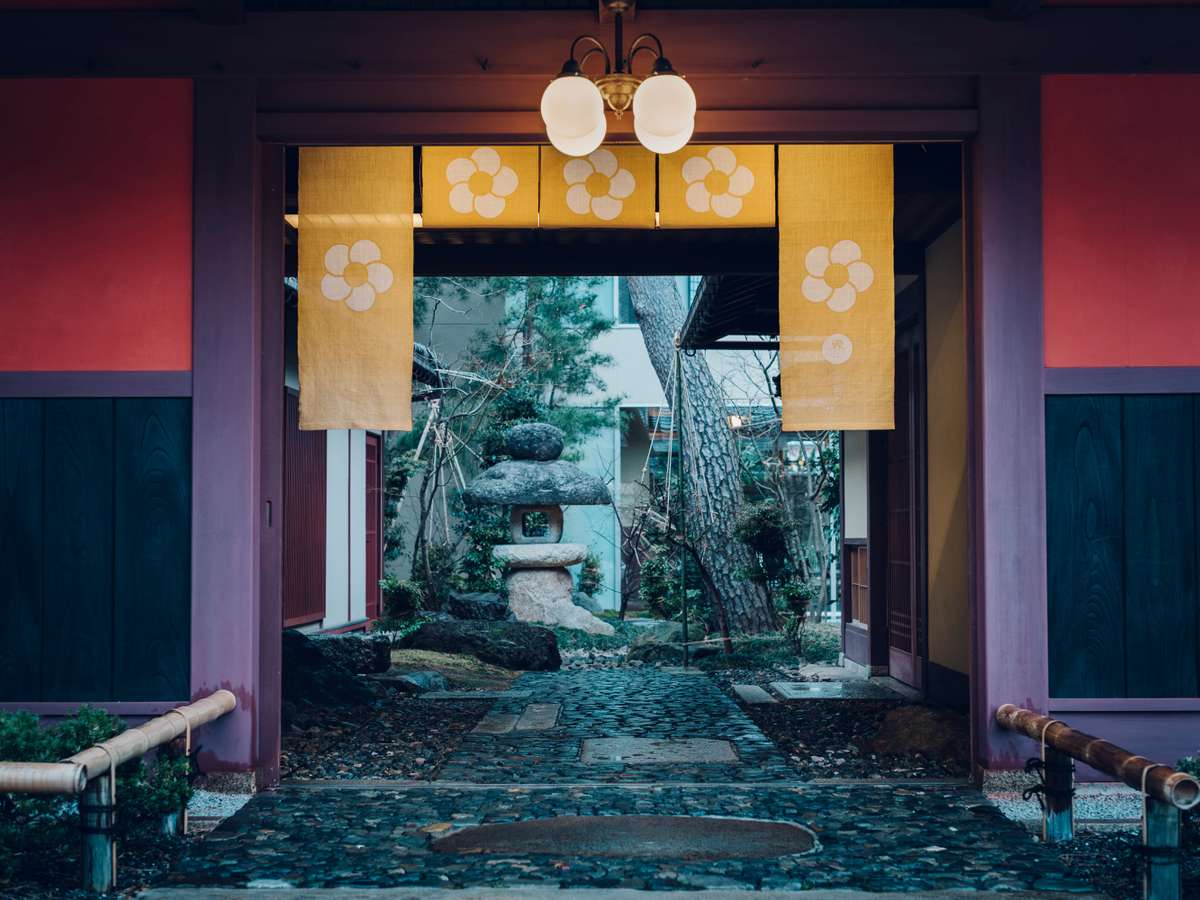 界 加賀 3