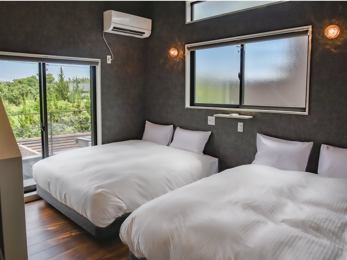 Retreat Villa Aym 3