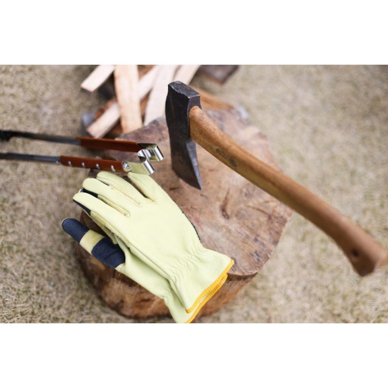 TAKI BE GLOVE 5
