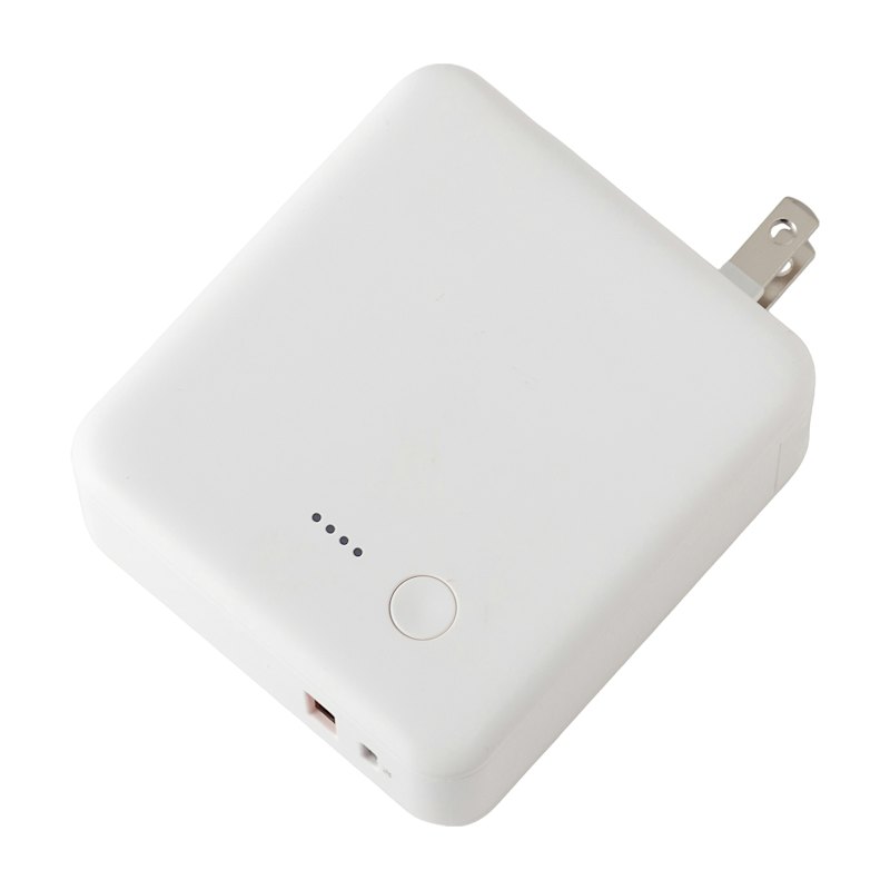 急速充電ができるモバイルバッテリー付充電器 1