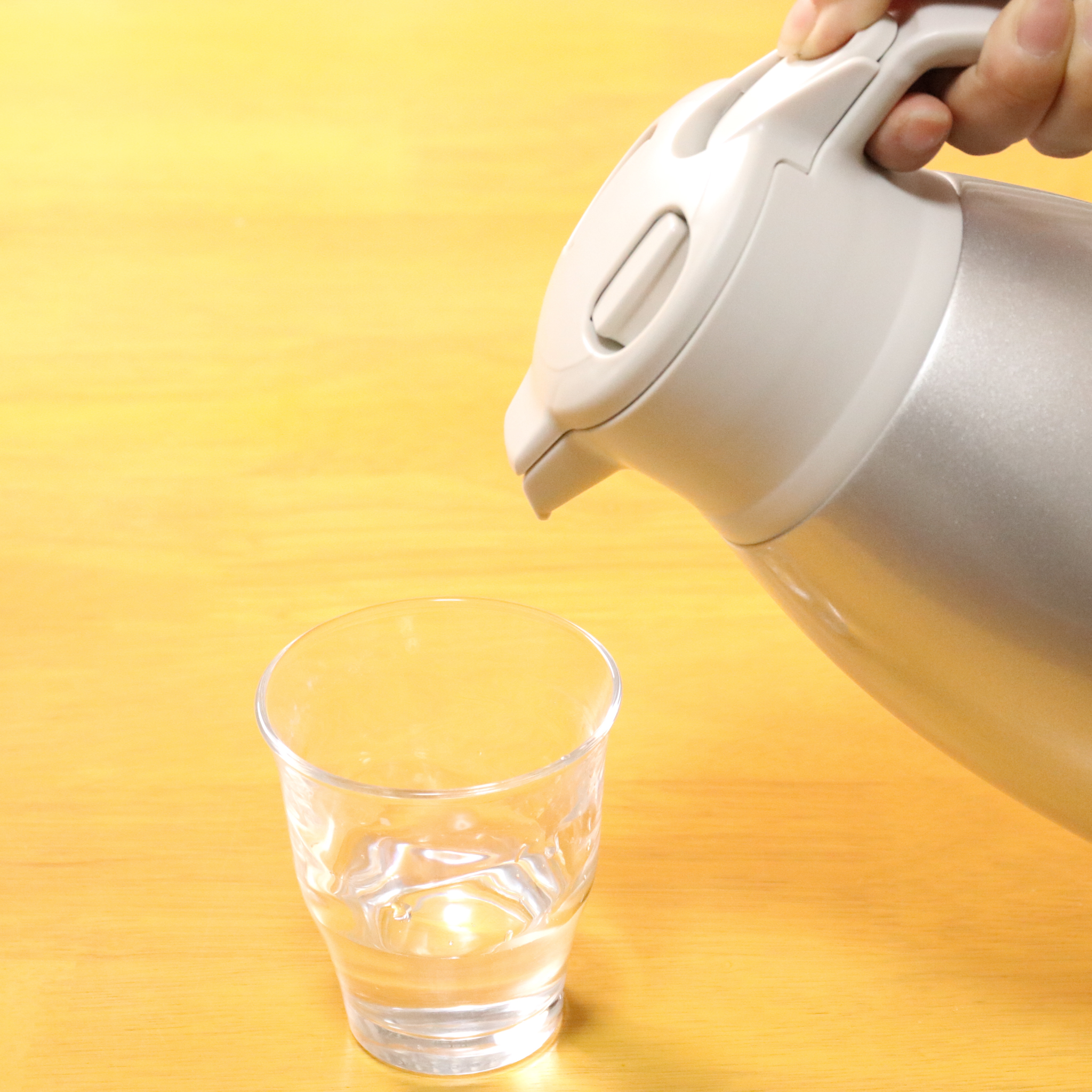 象印マホービン ステンレスポットを他商品と比較 口コミや評判を実際に使ってレビューしました Mybest