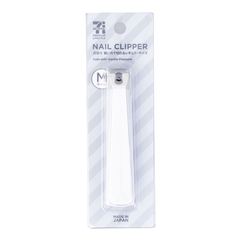 つめ切り 3