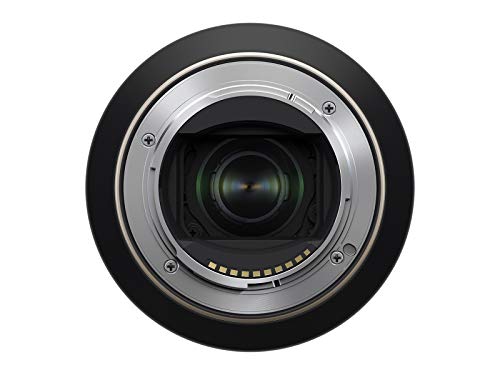 70-300mm F/4.5-6.3 Di III RXD 4
