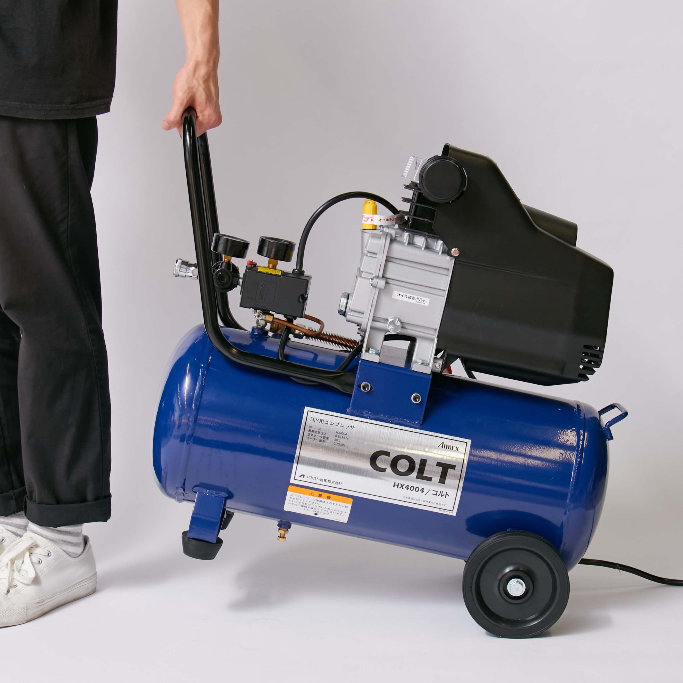 岩田 エアーコンプレッサー アネスト岩田 AIRREX エアーコンプレッサー COLT HX4004を検証レビュー