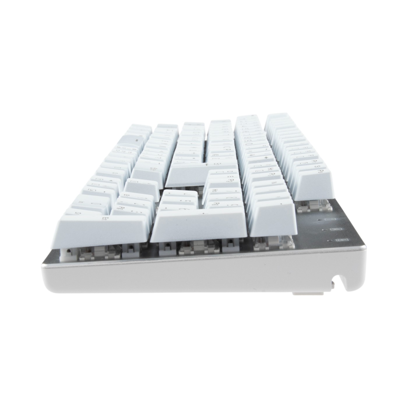 メカニカル式ゲーミングキーボード  2