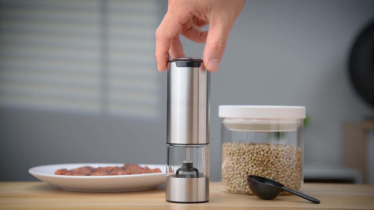 電動ペッパーミル 1