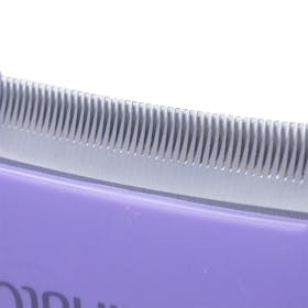 スペクトラムブランズジャパン FURminator 抜け毛除去ブラシ 中・大型猫 短毛種用を検証レビュー!短毛猫ブラシの選び方も紹介 3