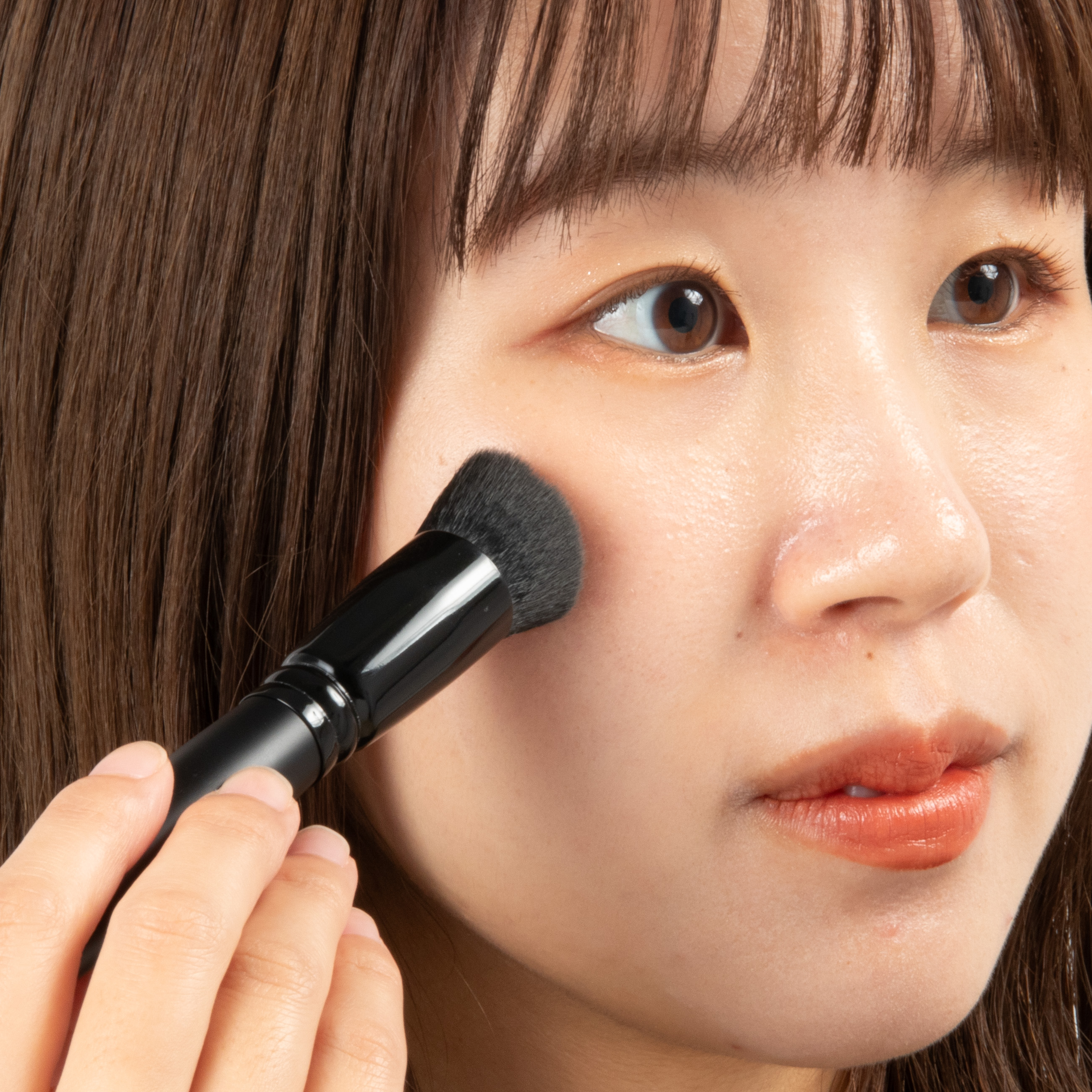 WaiWai・Land KISHI ファンデーションブラシを検証レビュー