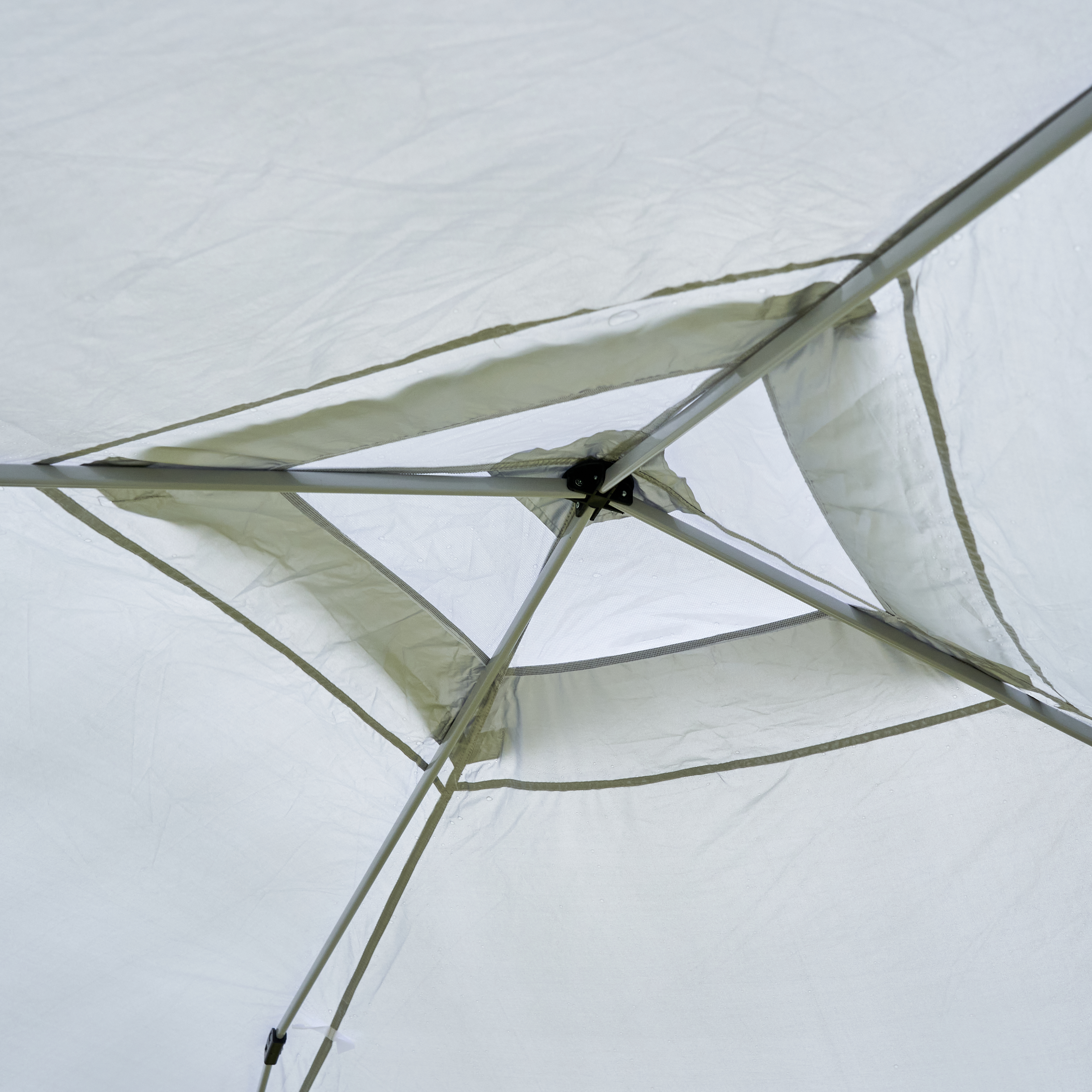 タンスのゲン ENDLESS BASE ワンタッチタープテントをレビュー