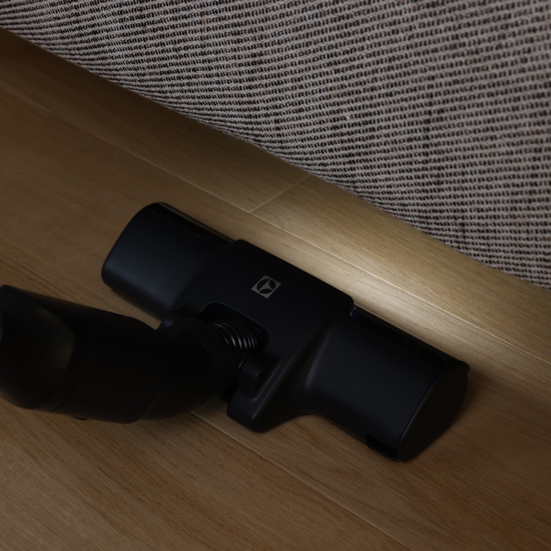 UltimateHome 700 軽量コードレススティッククリーナー 12