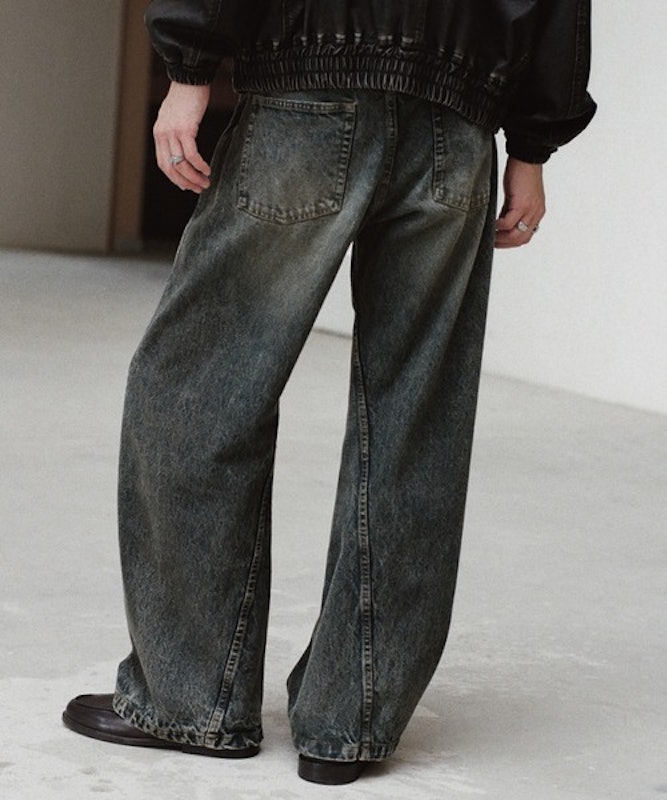 VINTAGE WASHED CURVED DENIM 8