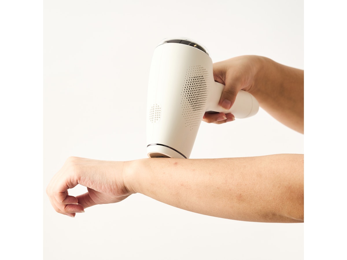 ミュゼ エピフォト スキンケアプロ 家庭用光美容器 (光美容器 ミュゼ エピフォト スキンケアプロ 家庭用光美容器 (光美容器