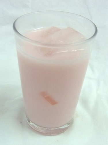 あまおう果汁使用いちごオーレ 4