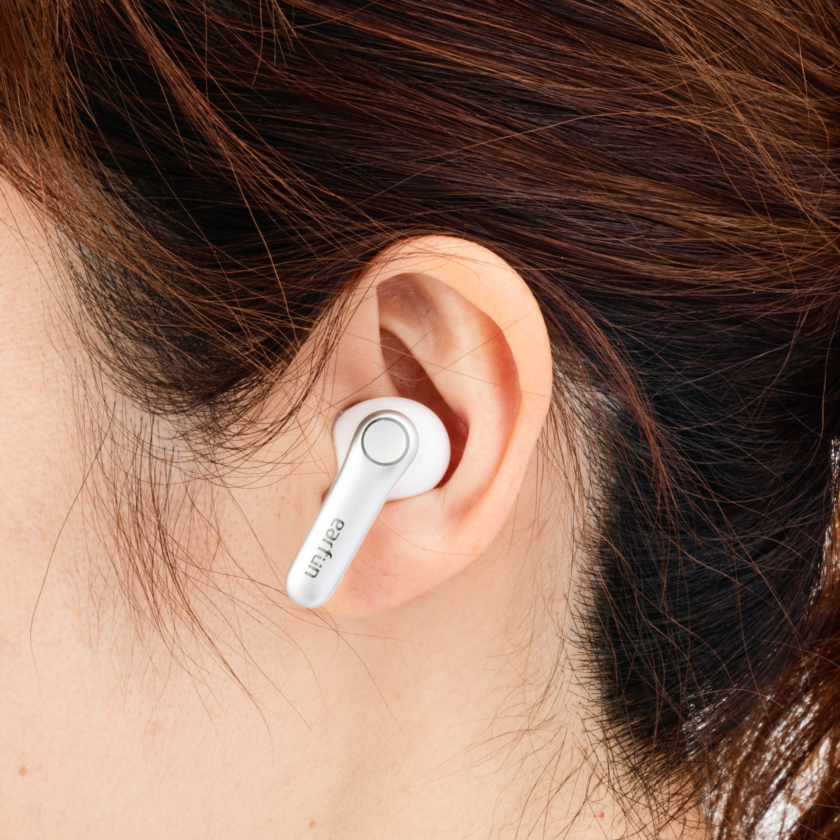 EarFun Air Pro 4 ULTRA ANC 光沢ホワイト