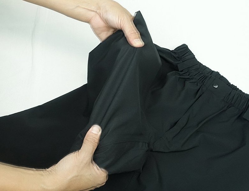 ポケット付きストレッチレインパンツ 2