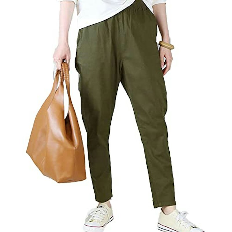 テーパードパンツ