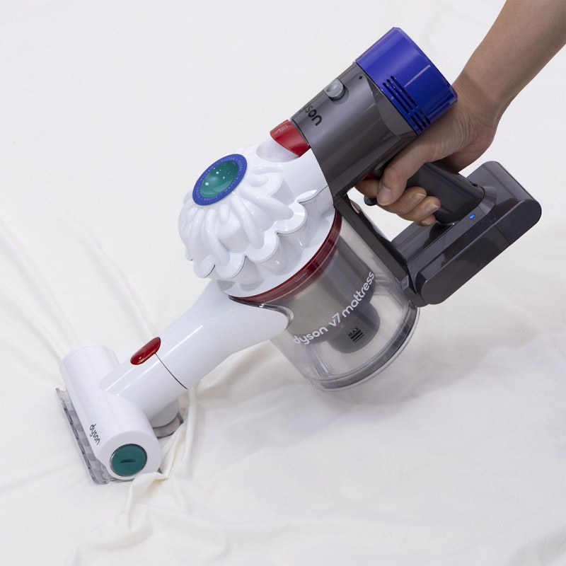 Dyson V7 Mattress 7