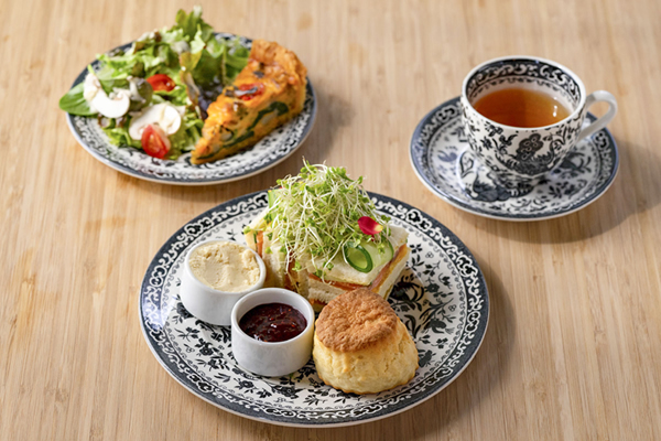 TEA ROOM KIKI 2